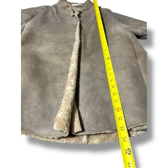 Hache Vintage Genuine Italian Leather Elegant Cream Women's Cape Coat - Picture 12 of 16